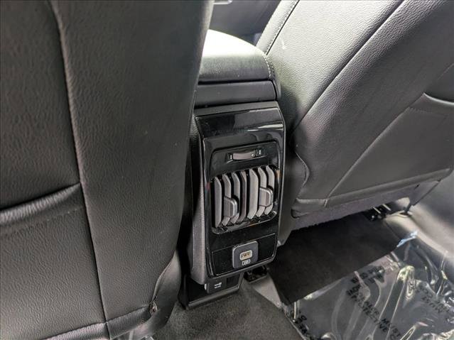 Used 2024 Jeep Compass Limited image 16