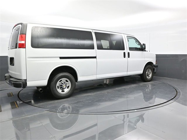 Used 2024 Chevrolet Express 3500 LT w/ LT Preferred Equipment Group image 7