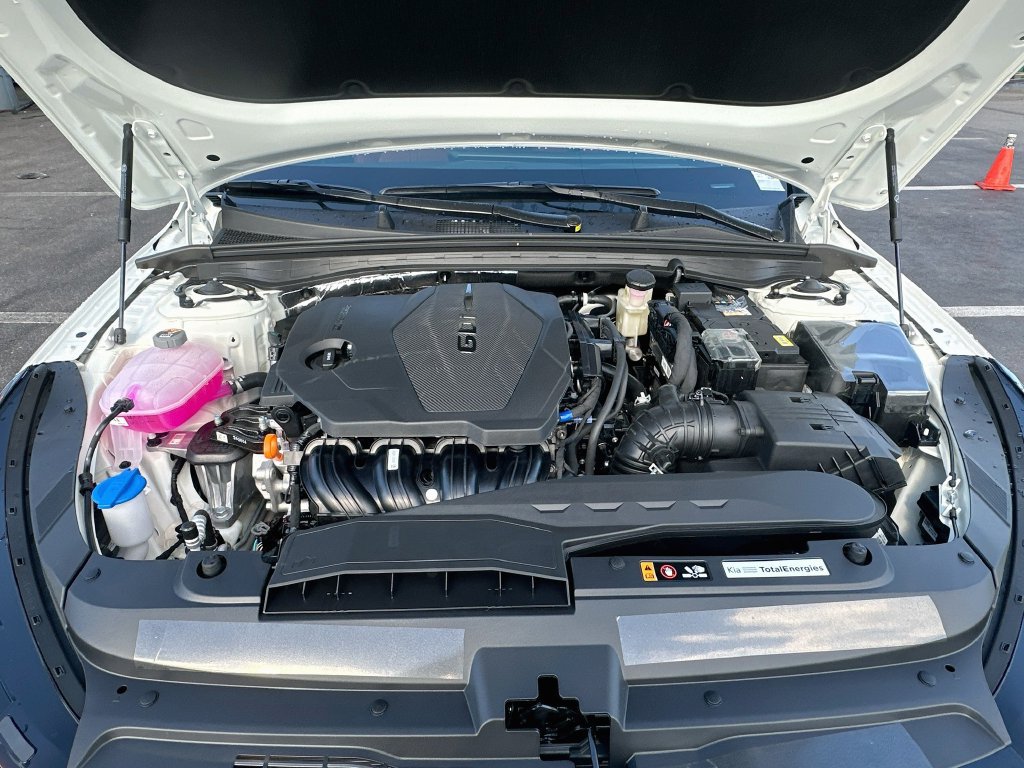New 2027 Kia K5 GT-Line FWD image 31