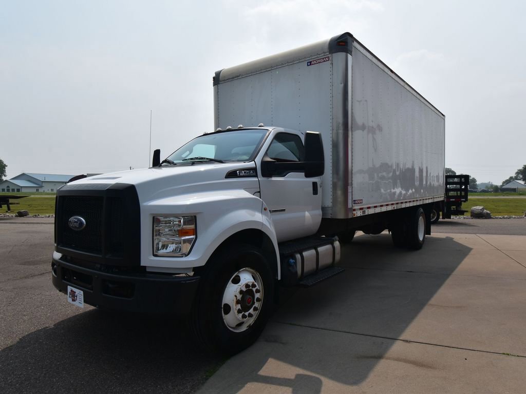 Used 2019 Ford F750 2WD Regular Cab Super Duty image 11