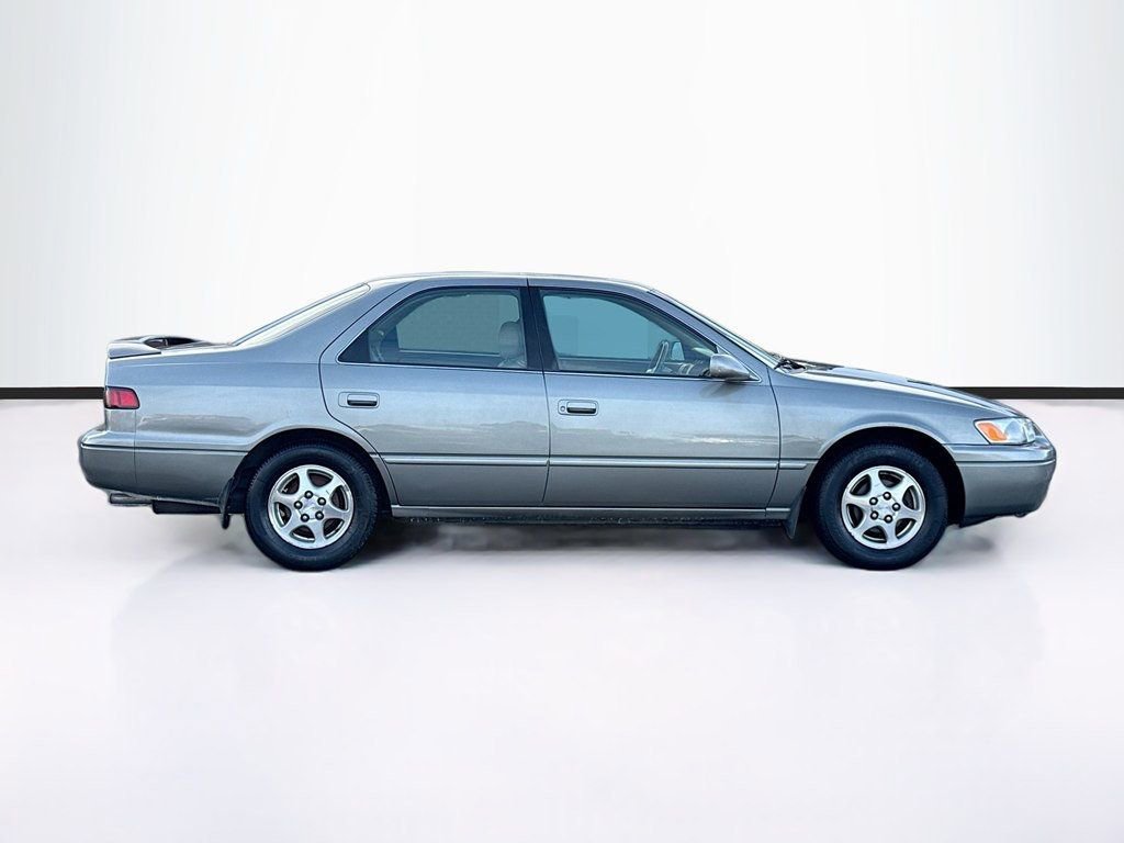 Used 1999 Toyota Camry CE image 4