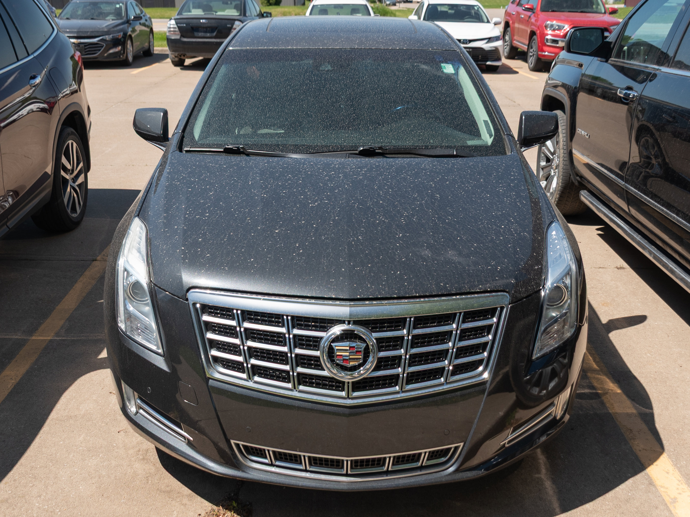 Used 2013 Cadillac XTS Luxury w/ Driver Awareness Package AWD/4WD image 3