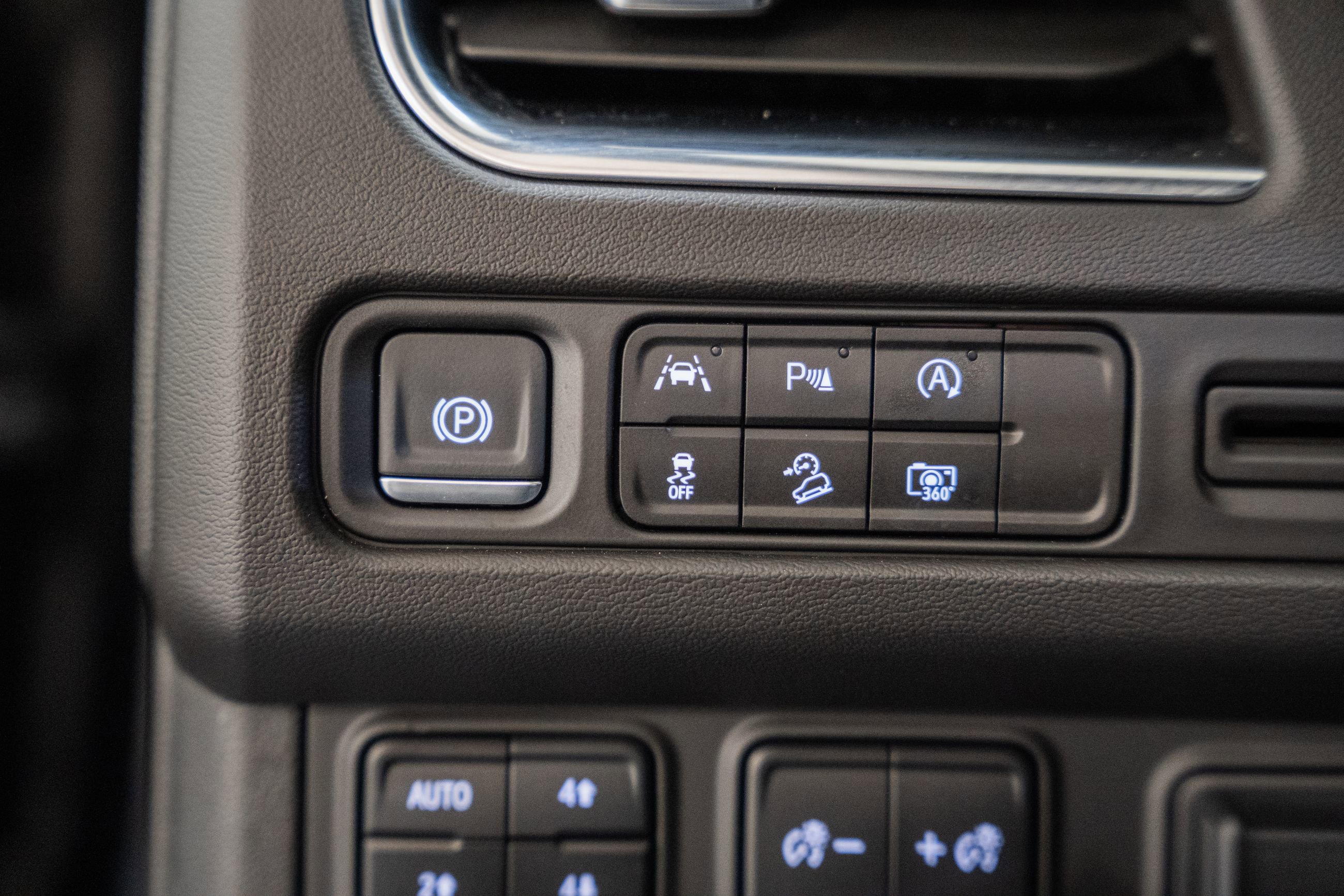 Used 2024 Chevrolet Tahoe Z71 image 48