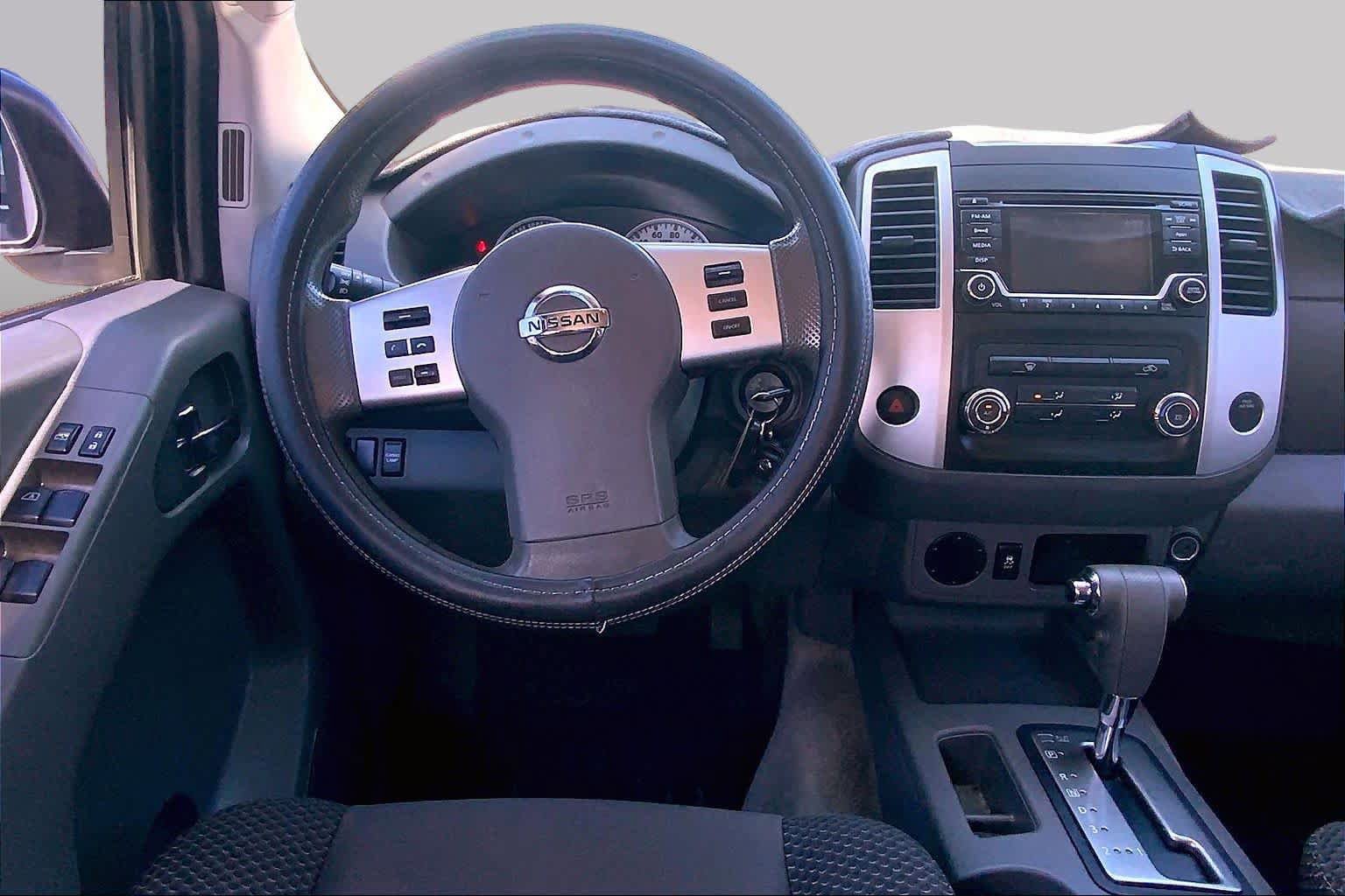 Used 2016 Nissan Frontier Desert Runner RWD image 6