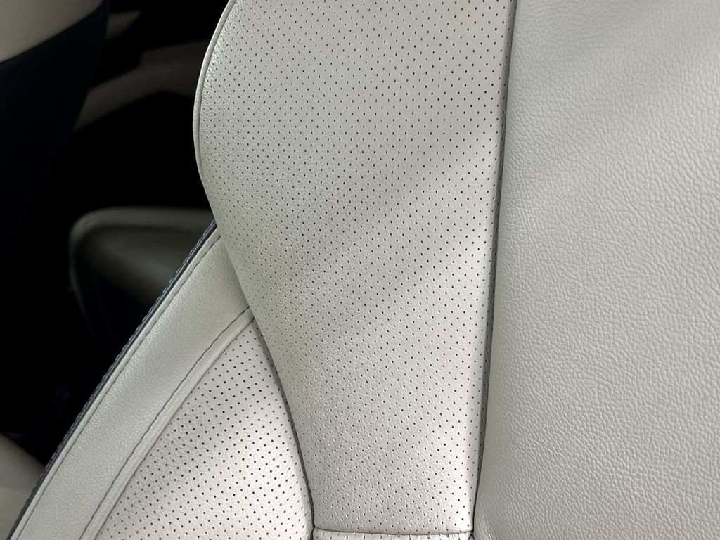 Used 2020 Subaru Ascent Limited w/ Technology Package AWD/4WD image 19