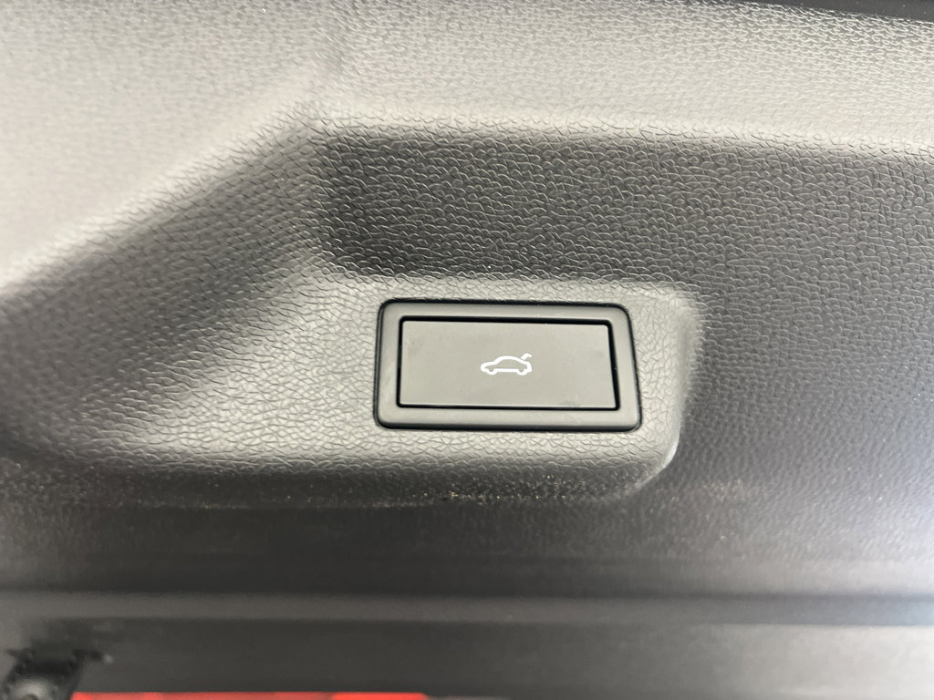 New 2025 Volkswagen ID. Buzz Pro S Plus image 47