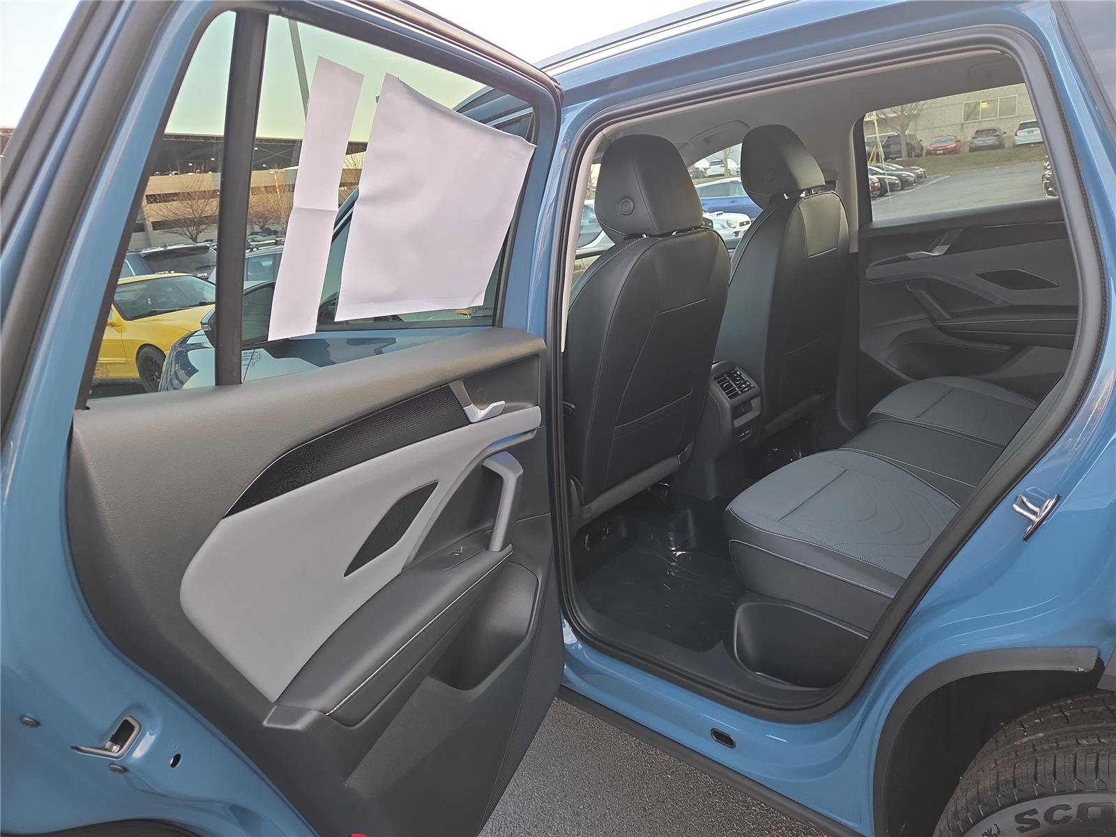 New 2026 Volkswagen Tiguan SE image 22