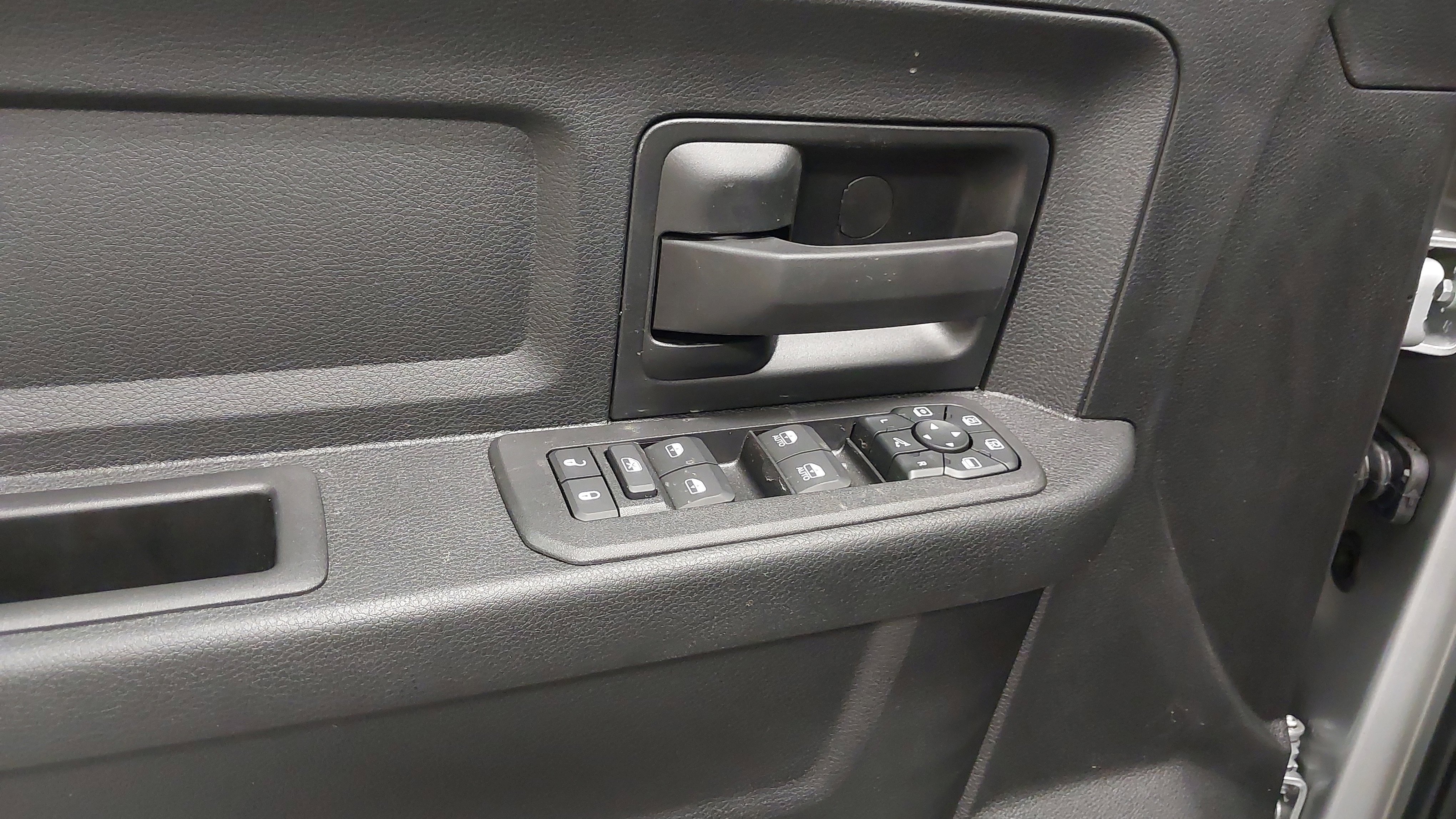 New 2026 RAM 3500 Tradesman image 25