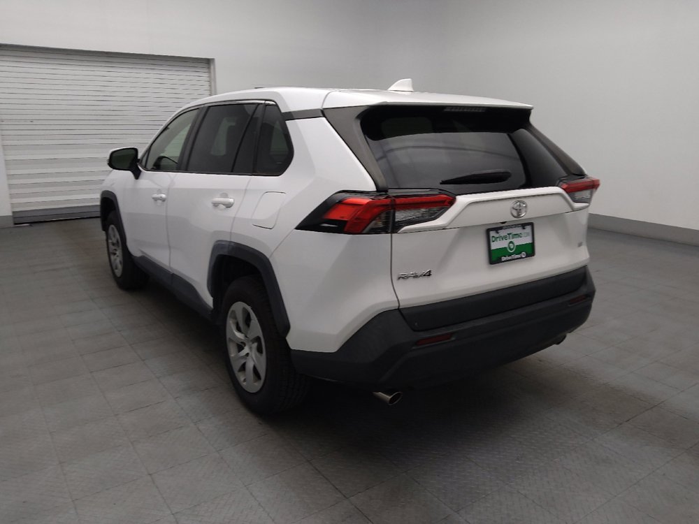Used 2022 Toyota RAV4 LE FWD image 5