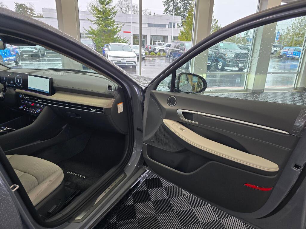New 2026 Hyundai Sonata Limited image 42