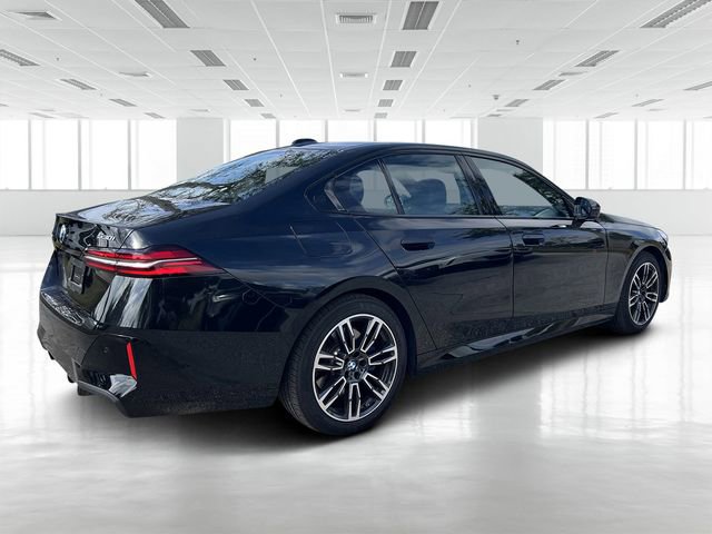 Certified 2025 BMW 530i image 4