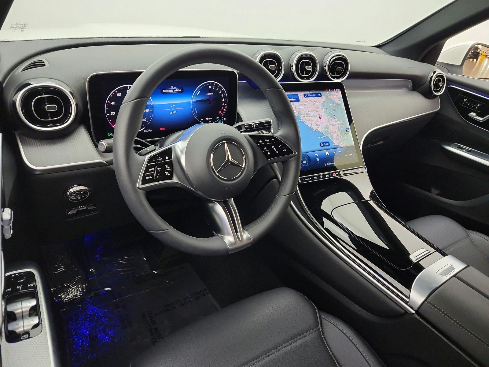 Used 2025 Mercedes-Benz GLC 350e 4MATIC image 14