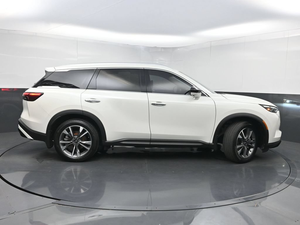Used 2023 INFINITI QX60 Luxe w/ Vision Package FWD image 48