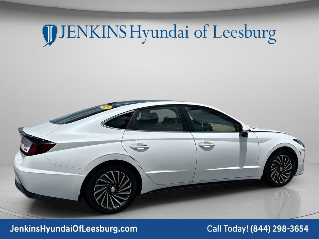Used 2021 Hyundai Sonata Limited FWD image 4