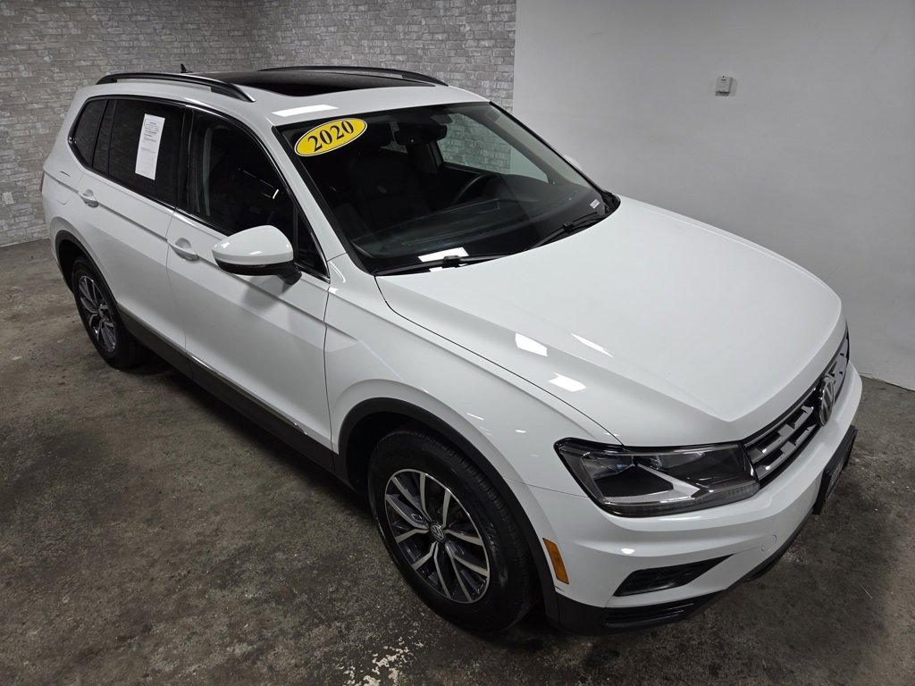 Used 2020 Volkswagen Tiguan SE w/ Panoramic Sunroof Package image 63