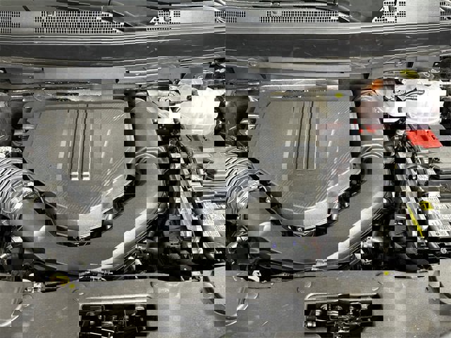 New 2025 GMC Acadia Elevation w/ Elevation Premium Package image 31