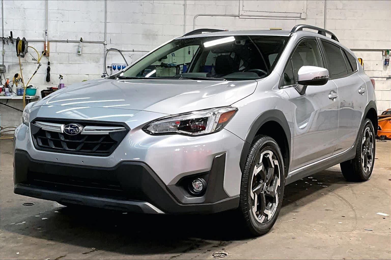 Used 2023 Subaru Crosstrek 2.5i Limited w/ Moonroof Package AWD/4WD image 2