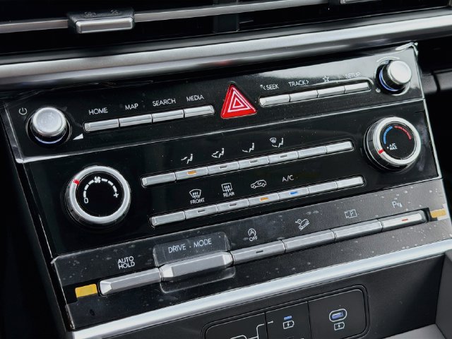New 2027 Hyundai Santa Fe SE FWD image 15