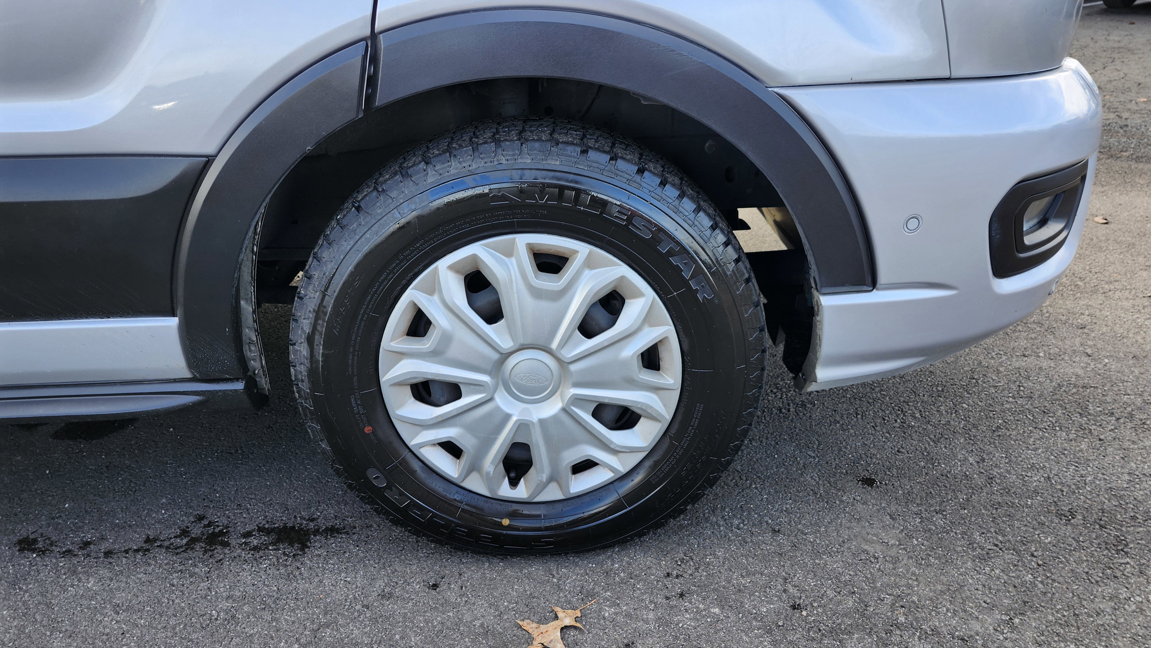 Used 2022 Ford Transit 350 XLT image 12