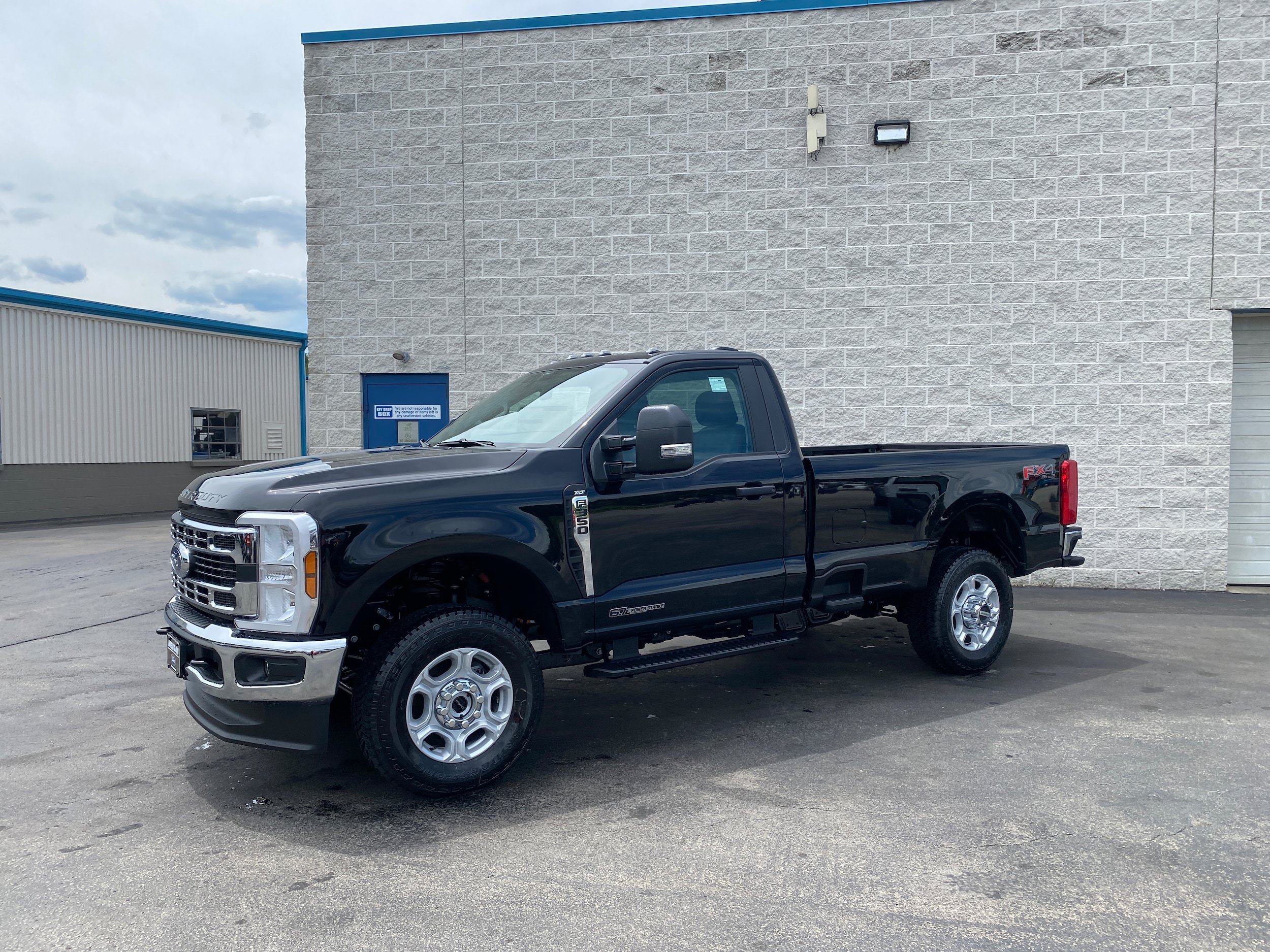 New 2026 Ford F350 XLT AWD/4WD image 4