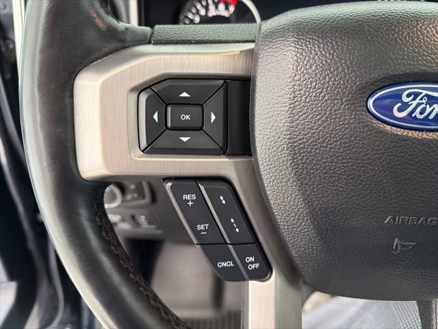 Used 2018 Ford F150 Platinum w/ Equipment Group 701A Luxury image 11