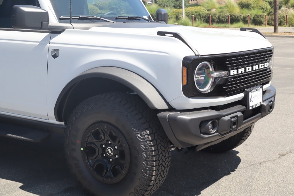 New 2026 Ford Bronco Big Bend w/ Black Diamond Package AWD/4WD image 9