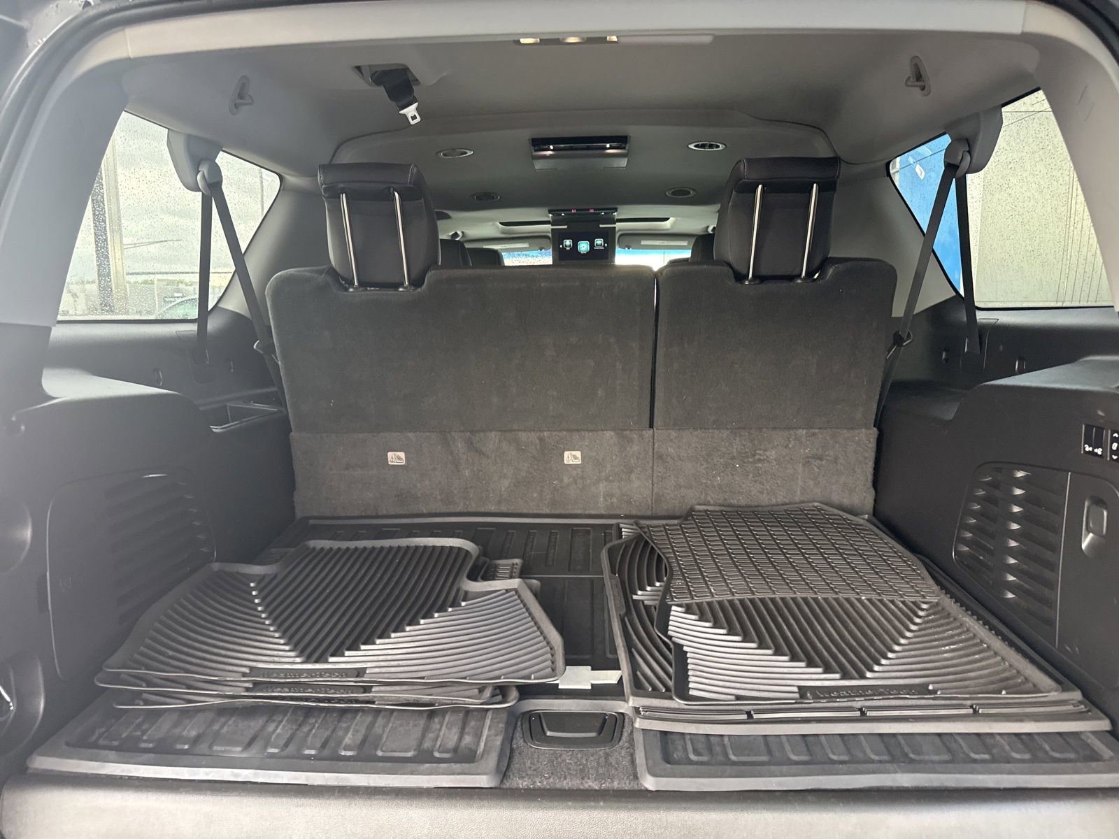 Used 2019 Chevrolet Suburban Premier AWD/4WD image 14