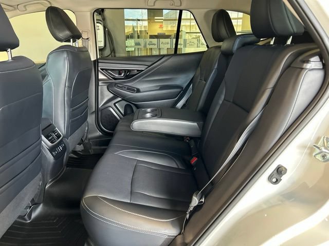 Used 2024 Subaru Outback Limited AWD/4WD image 27