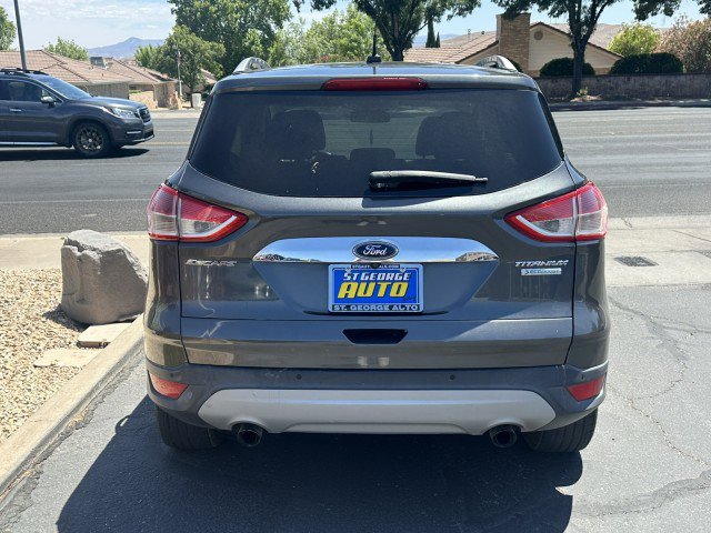 Used 2016 Ford Escape Titanium FWD image 4