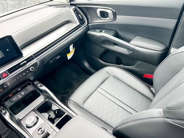 New 2025 Kia Sorento EX w/ EX Panoramic Sunroof Package image 13