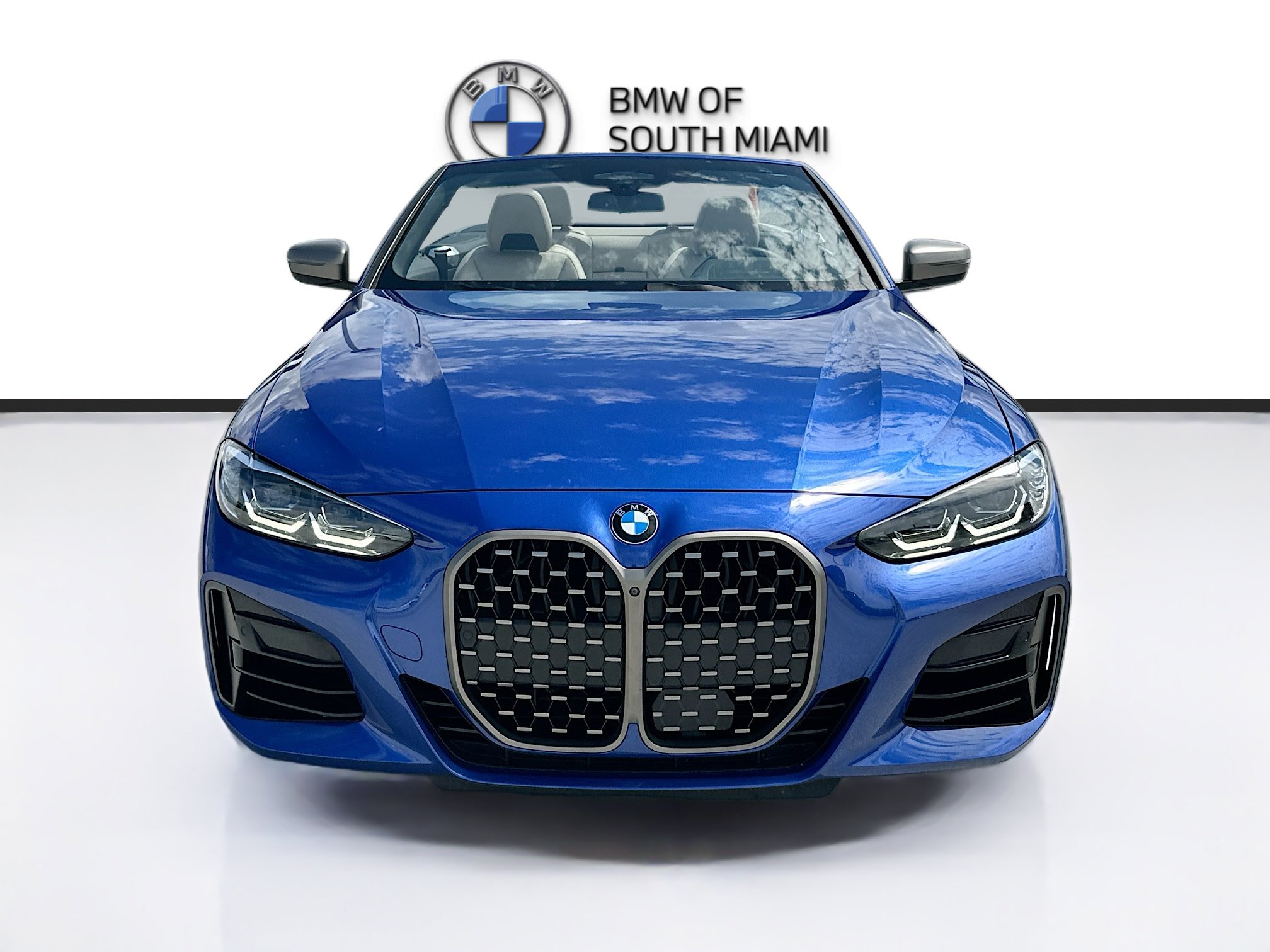 Used 2021 BMW M440i Convertible w/ Premium Package RWD image 2