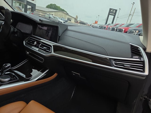 Used 2019 BMW X7 xDrive40i w/ Premium Package AWD/4WD image 15