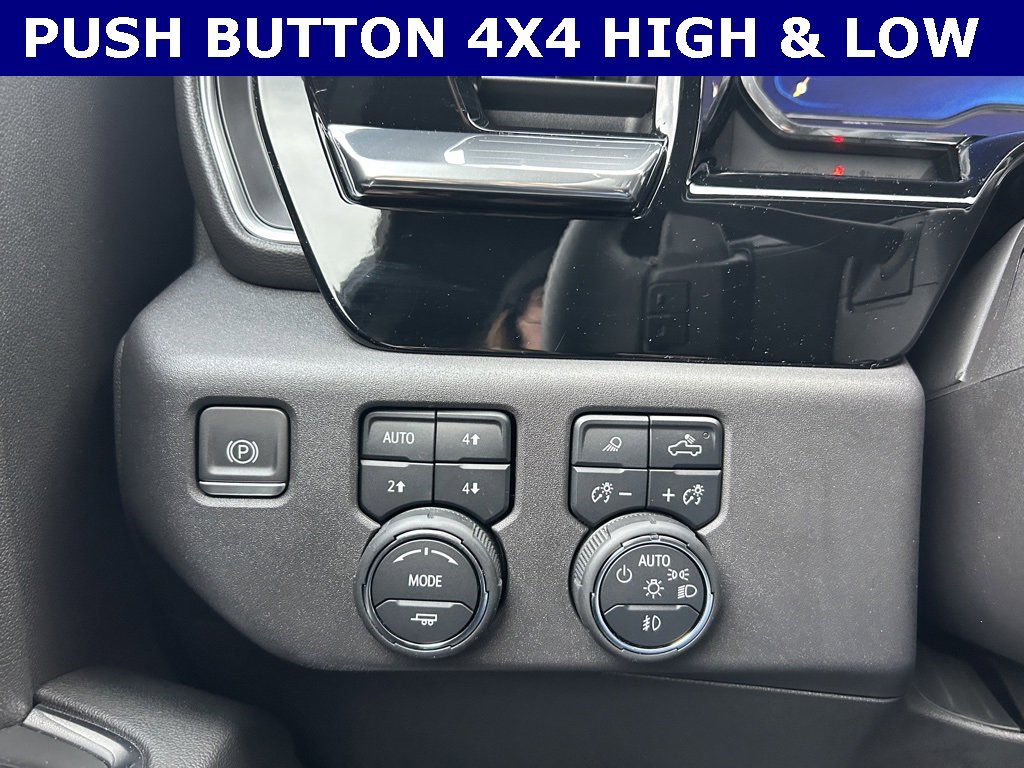 Used 2024 Chevrolet Silverado 1500 High Country image 17