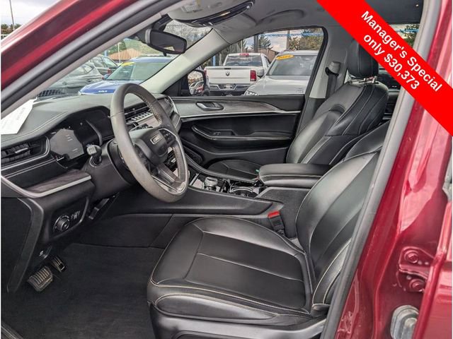 Used 2023 Jeep Grand Cherokee L Limited image 13