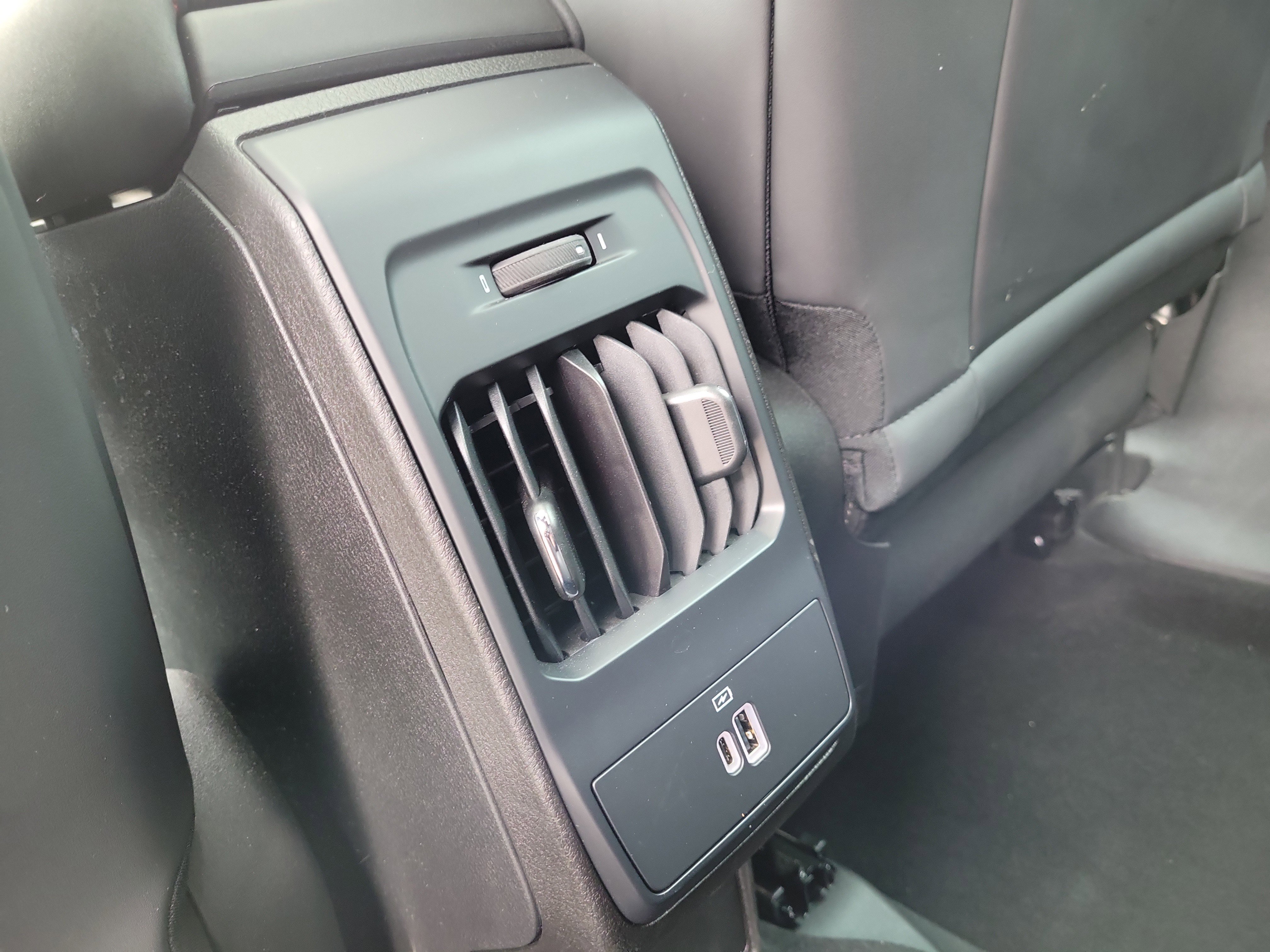 Used 2024 Dodge Hornet GT image 13