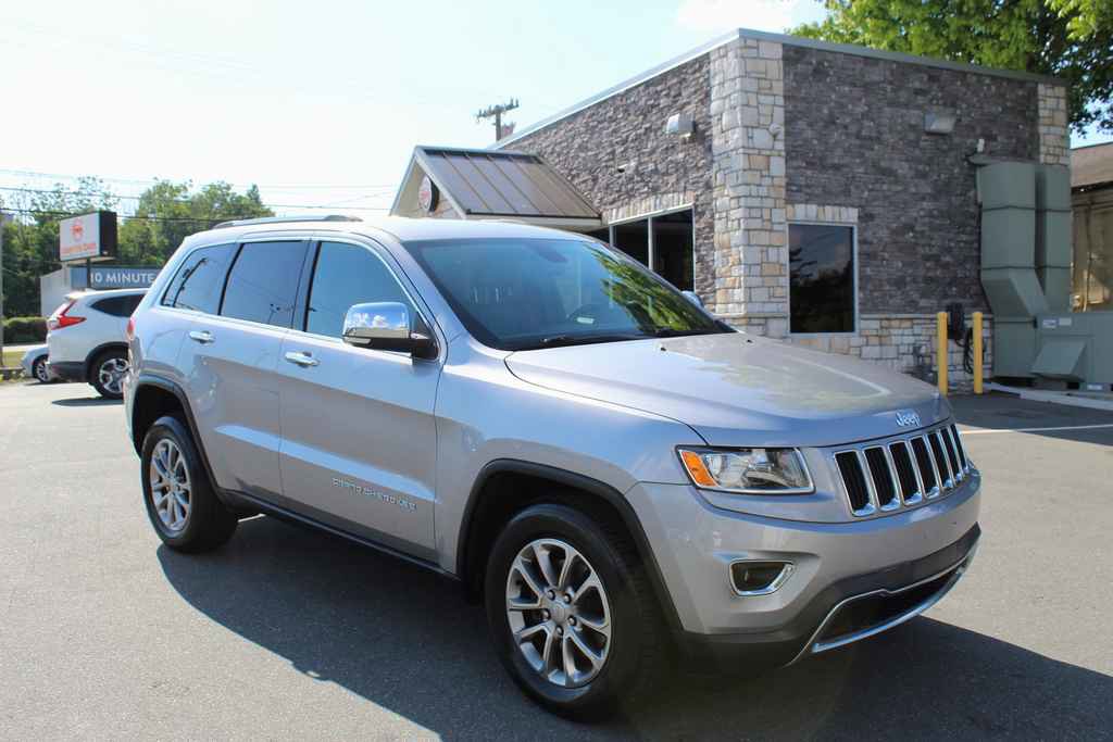 Used 2015 Jeep Grand Cherokee Limited AWD/4WD image 3