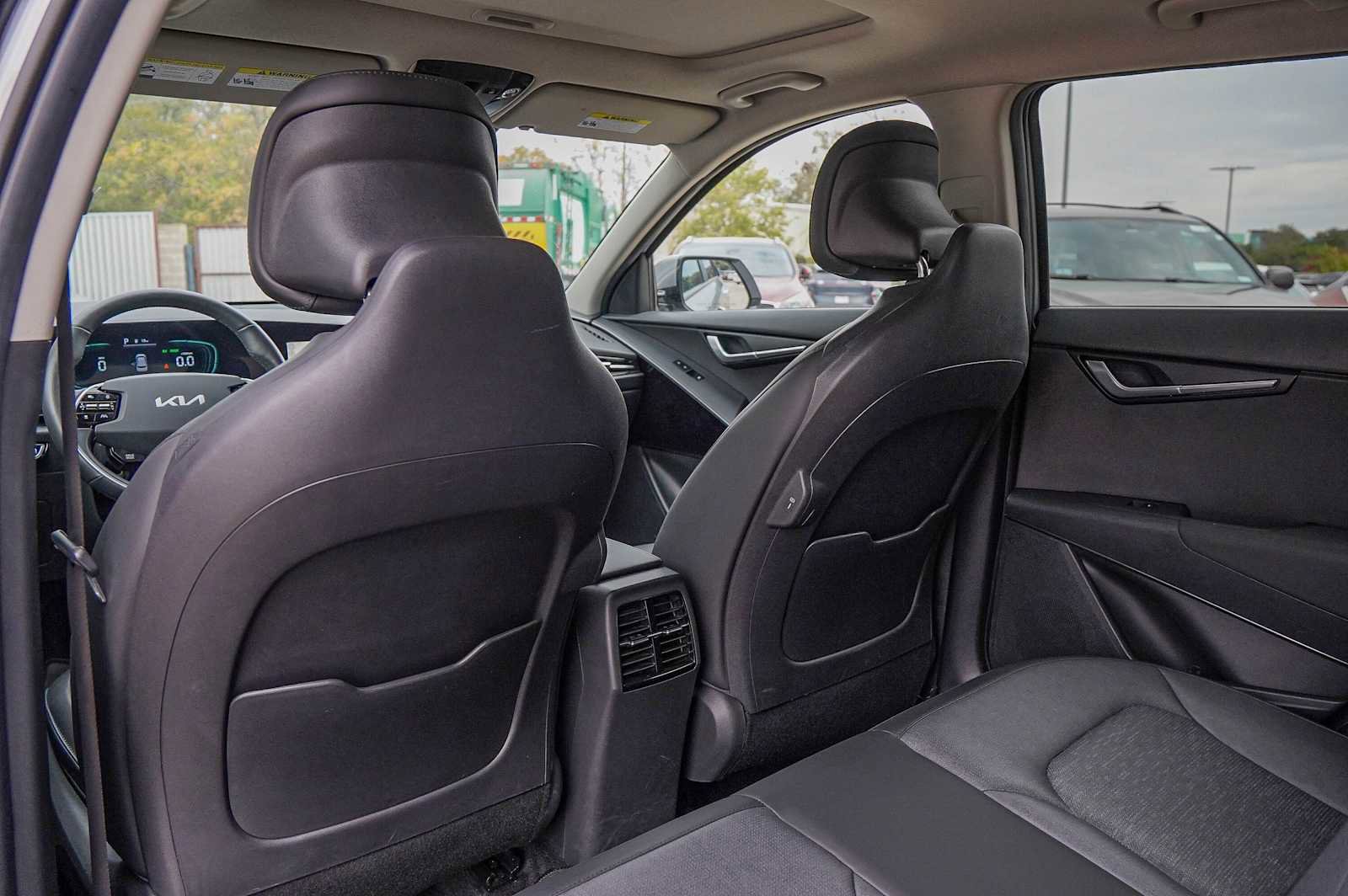 Certified 2024 Kia Niro SX Touring image 30