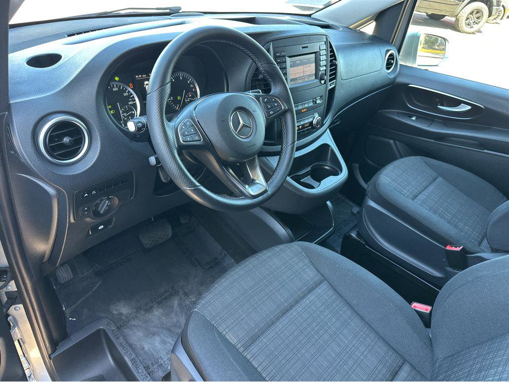 Used 2016 Mercedes-Benz Metris Passenger image 16