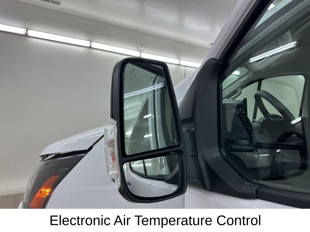 Used 2024 Ford Transit 350 XLT image 18