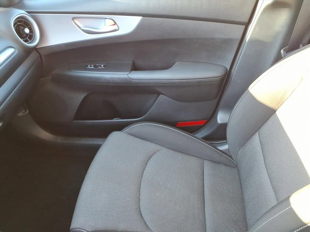 Used 2024 Kia Forte LXS image 29