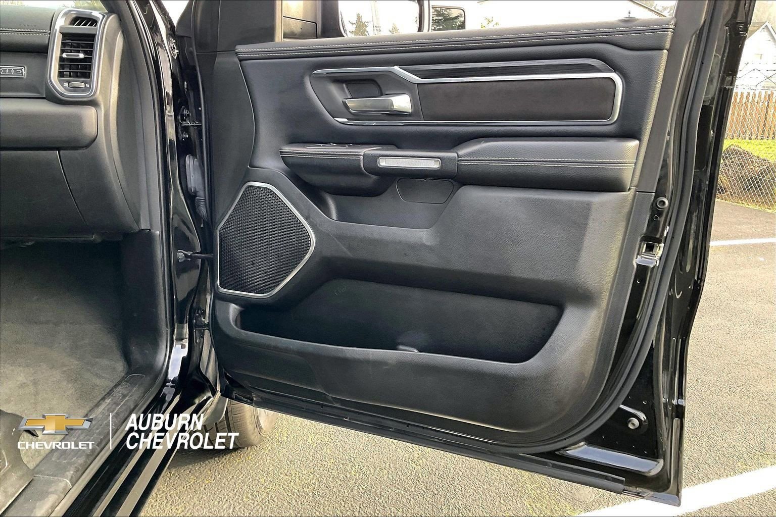 Used 2024 RAM 1500 Laramie image 22