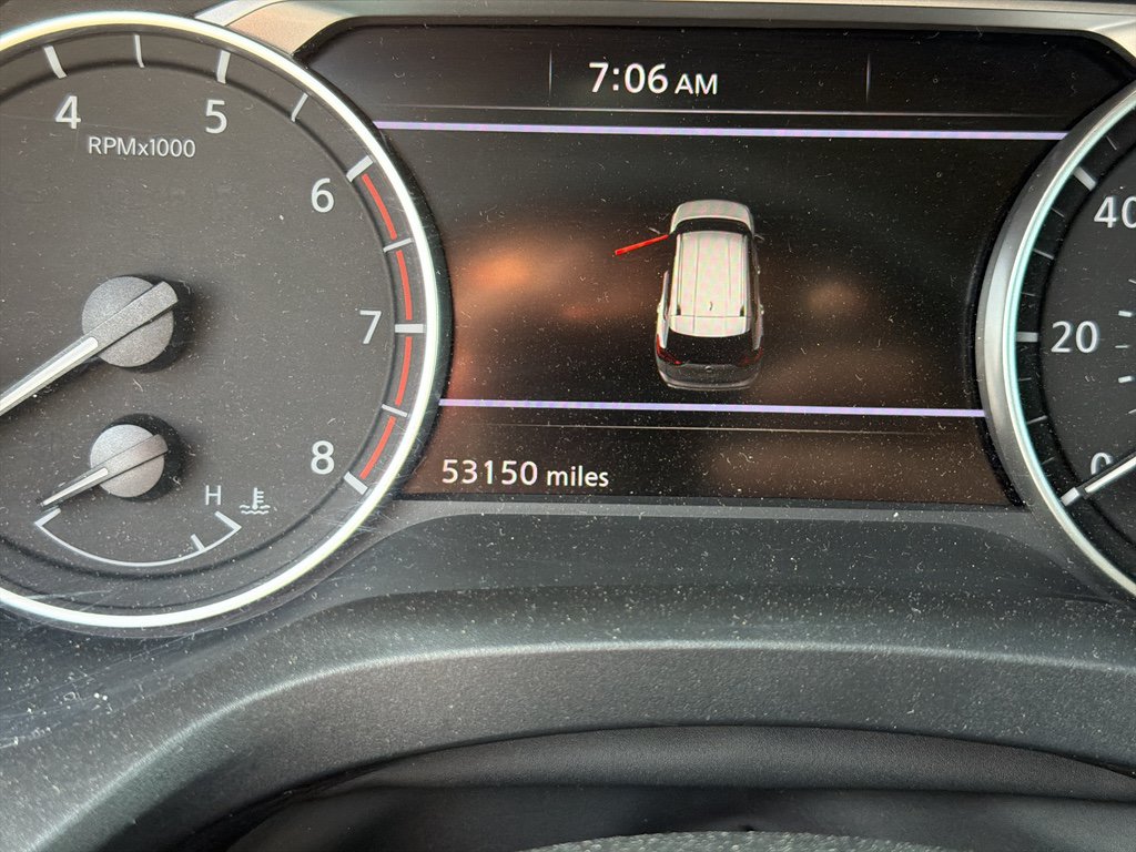 Used 2024 Nissan Rogue S FWD image 3