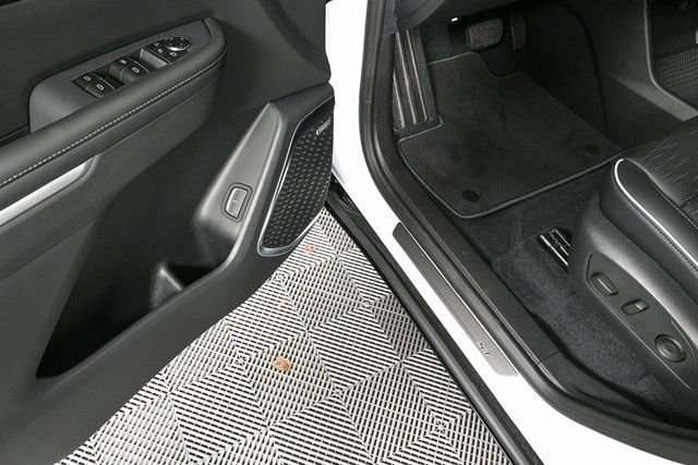 New 2026 Buick Enclave Sport Touring image 7