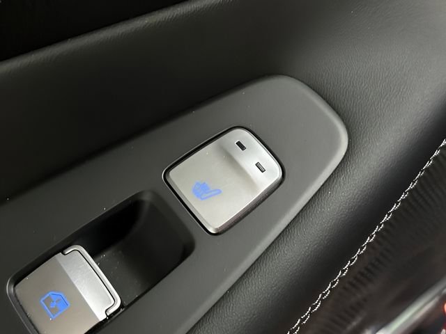 Used 2023 Hyundai Santa Fe Calligraphy w/ Cargo Package image 45