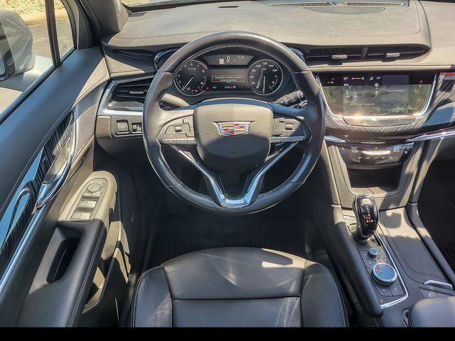 Used 2023 Cadillac XT6 Premium Luxury w/ LPO, Floor Liner Package AWD/4WD image 15