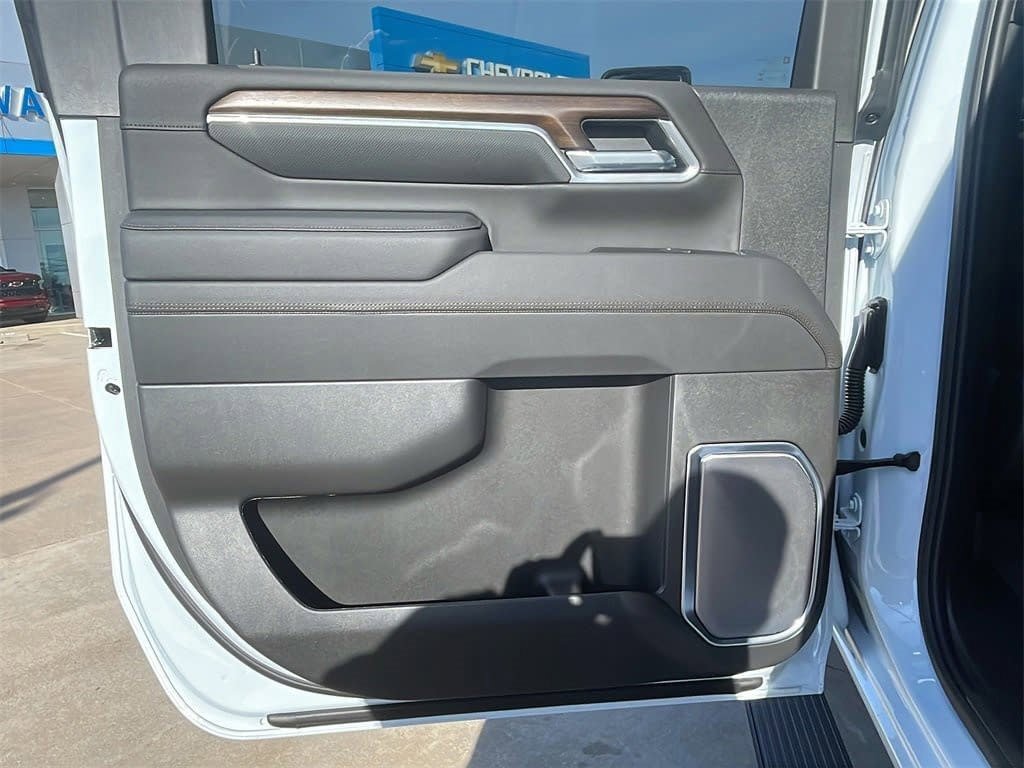 New 2026 Chevrolet Silverado 3500 High Country w/ High Country Premium Package image 11