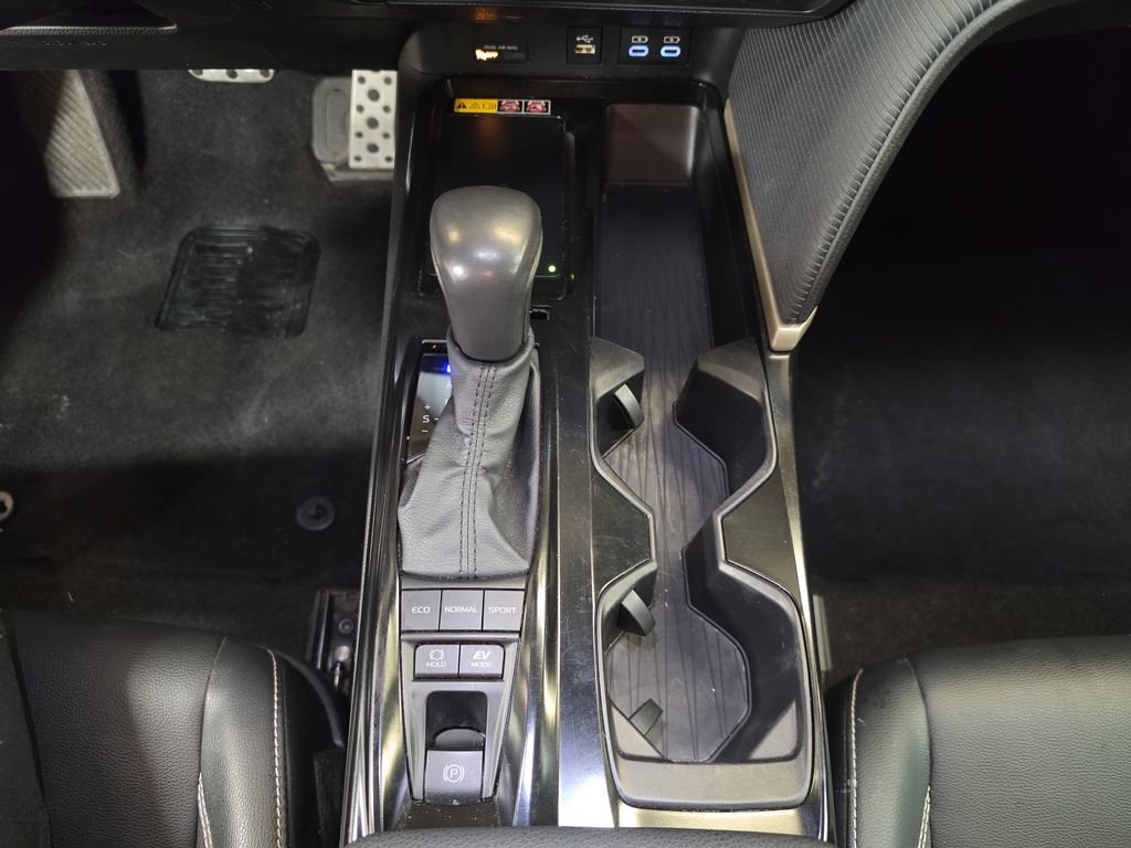 Used 2025 Toyota Camry SE image 22
