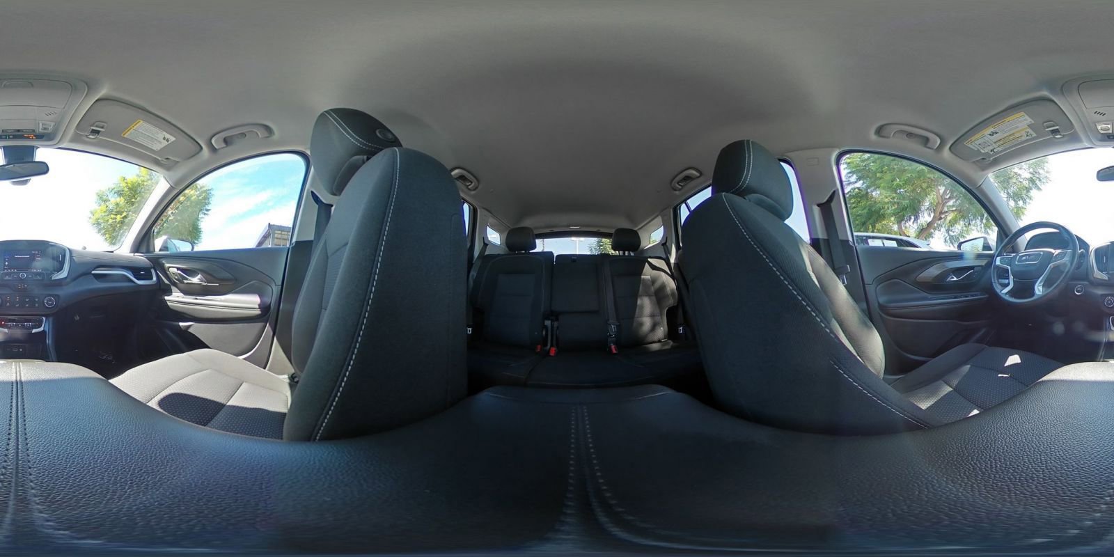 Used 2024 GMC Terrain SLE image 42