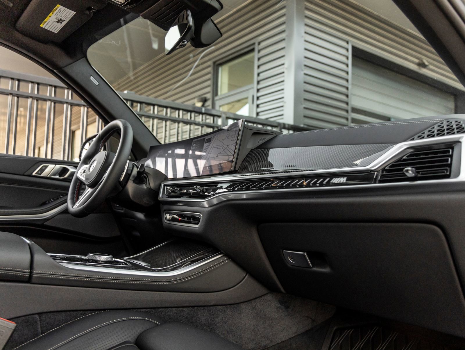 Used 2026 BMW X5 M60i w/ Climate Comfort Package image 50