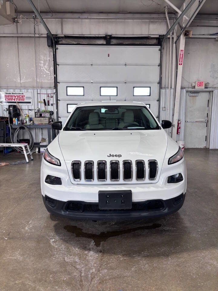 Used 2017 Jeep Cherokee Sport w/ Safety Group AWD/4WD image 10